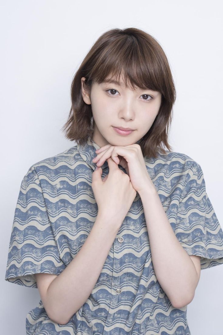 「高校の同級生で 」飯豊まりえ、人気モデルとのツーショを披露→「素敵なコンビ」「大好きな二人」とファン歓喜