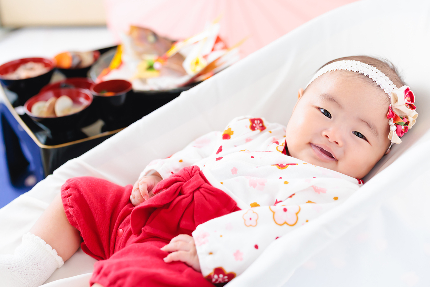おしゃれでおすすめの百日祝い・お食い初め撮影のフォトギャラリースタジオマリオスタジオマリオ