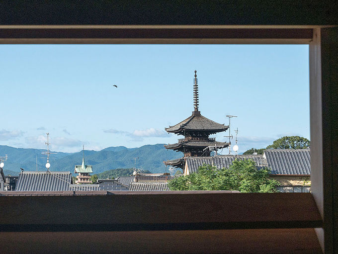 福島市飯坂温泉、先生方が見つけた魅力を一冊に パンフ「探して！いいざか小旅行」 観光協会にデータとともに寄贈