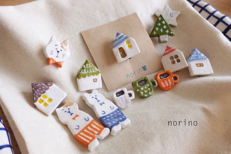 韓国やtiktokで流行中♡100均itemで作れるクレイトレーが気になる💛⁣ .⁣ 紙粘土で作れるクレイトレーが「簡単可愛い」と話題になっているんです。⁣材料は、100円均一で購入できる紙粘土・紙やすりorネイル用の爪やすり・アクリル絵具・筆・ニスでOK！⁣ ⁣ 🔖作り方⁣ ①紙