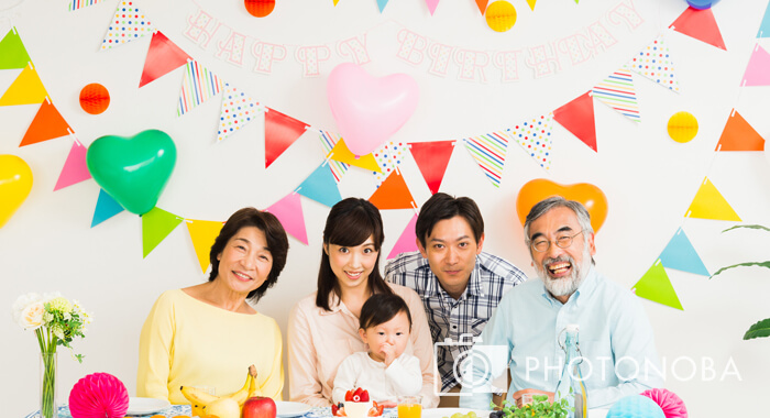 令和・平成で徹底比較 1歳誕生日祝いトレンド調査〜最重要イベントは「記念写真」〜ピクスタ株式会社