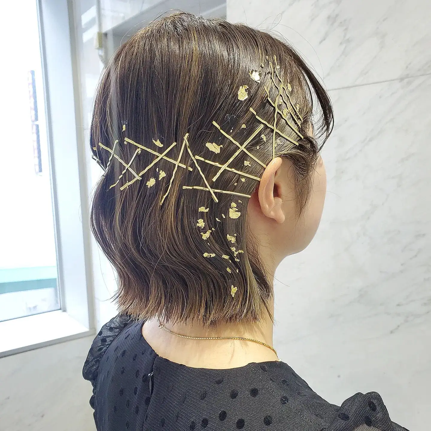 結婚式でのショートヘアアレンジ！髪飾りで可愛さを引き出そう結婚式・パーティーヘアアレンジAll About