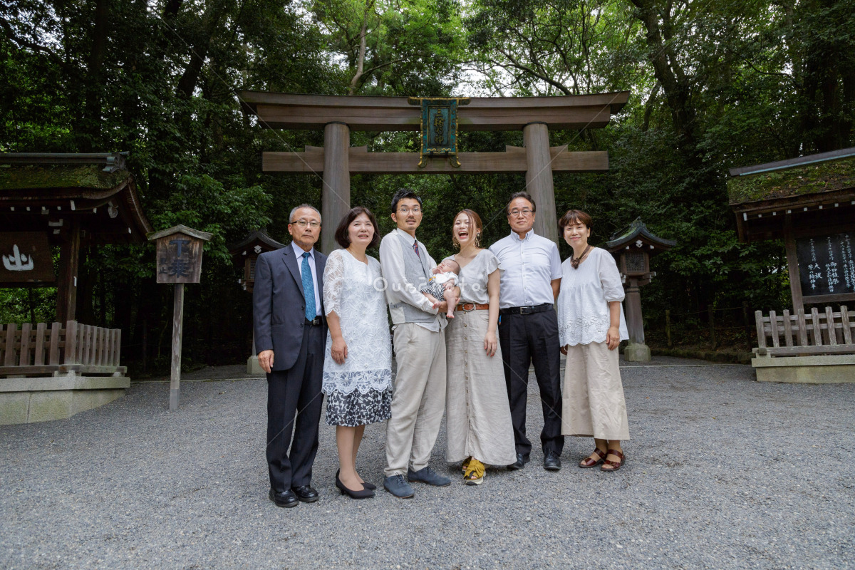生田神社 神戸市中央区 でお宮参りの出張撮影 2ページ目 カメラマンの撮影例と価格で比較！11,000円 税込
