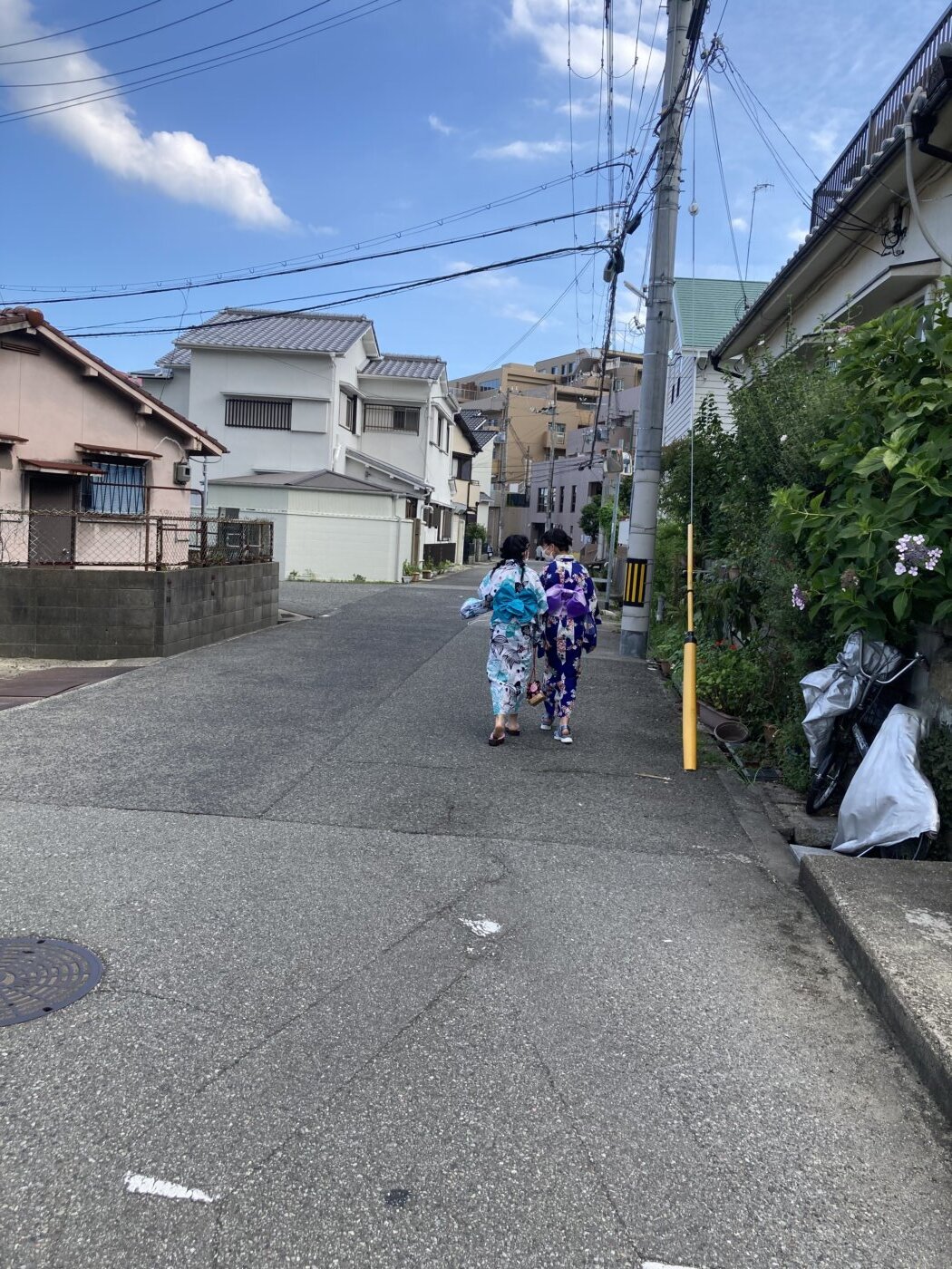 雪の女王・ミスさっぽろに北大生の浅井さん磯田さん