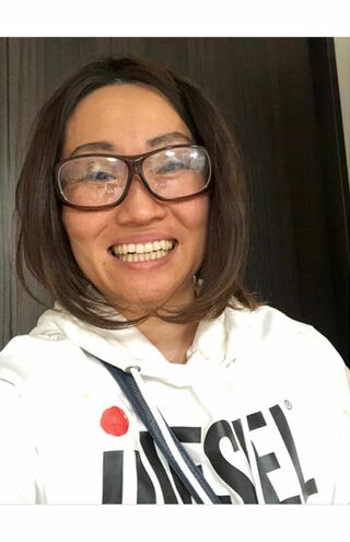 2ページ目 ヌートバー久美子「WBC優勝の瞬間は夫と号泣。カリフォルニアで出会い、日本でのホームステイを機に結婚。アメリカで、3人の子どもと日本文化のある生活を送って」WBCで戦う息子の姿に子育ての日々が蘇った＜前編＞人間関係婦人公論.jp
