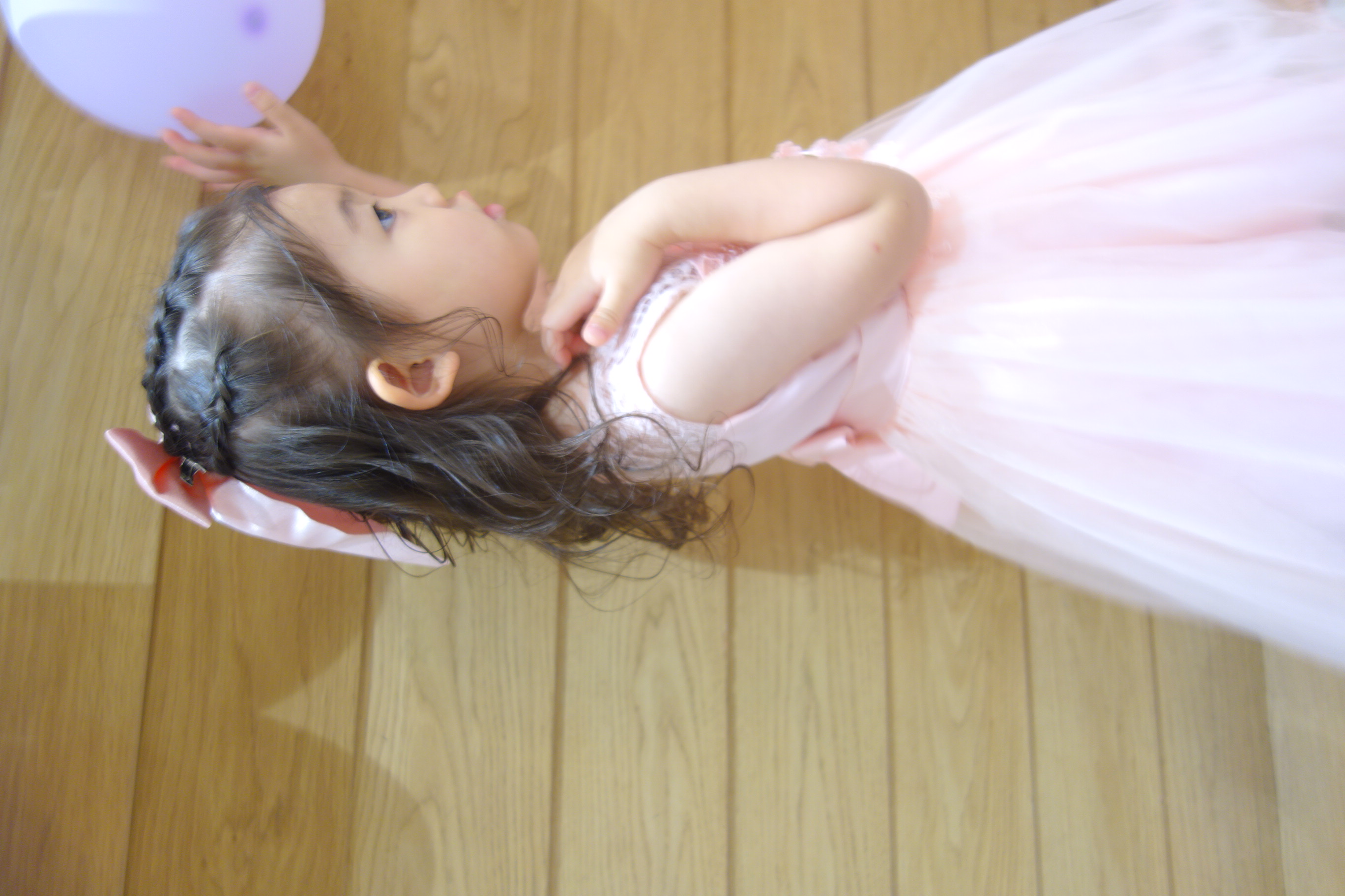 2025年最新 結婚式の子供のかわいい髪型特集！女の子＆男の子のフォーマルヘアアレンジみんなのウェディングニュース