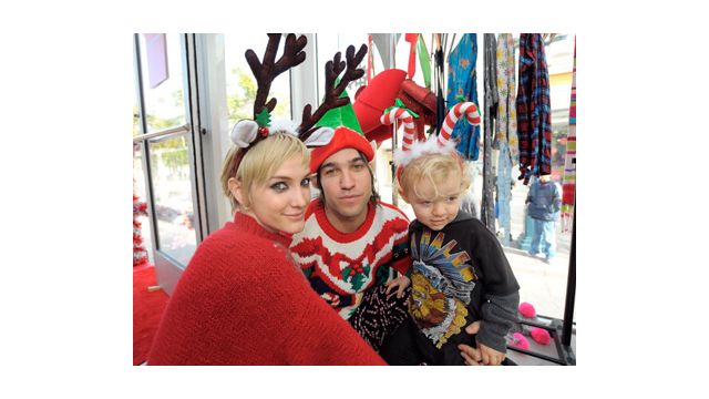 ジェシカ・シンプソン、婚約者とのあいだに女児を出産BARKS