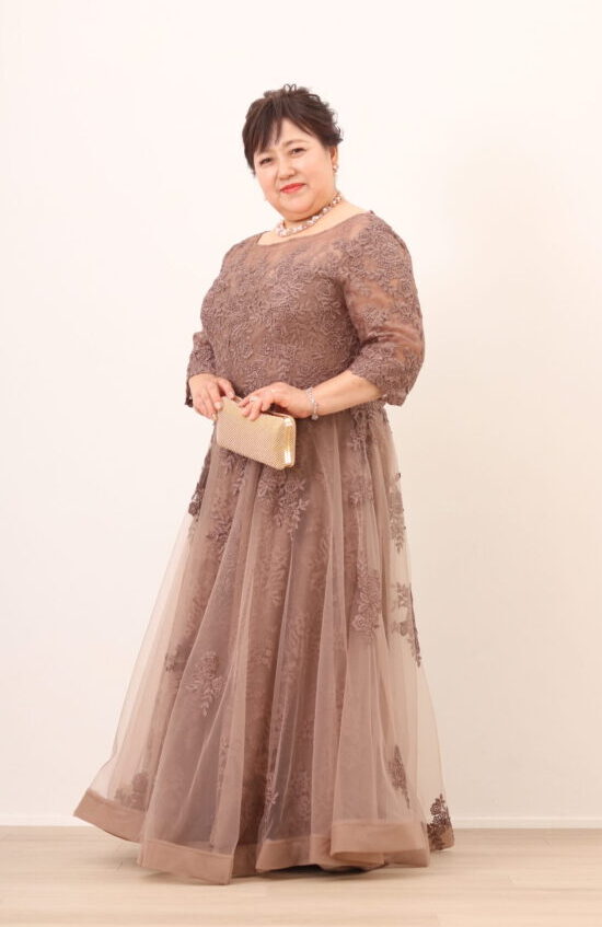 結婚式ゲストの髪型 美容院でのヘアセットもセルフアレンジも！長さ別・大人可愛いお呼ばれヘアみんなのウェディングニュース