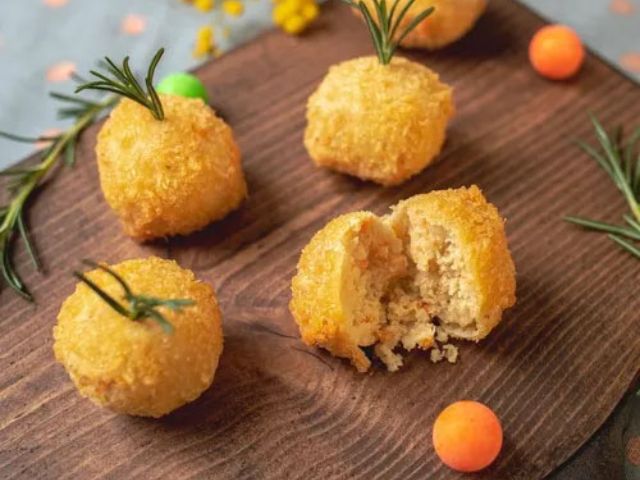 2 歳誕生日ご飯TikTok