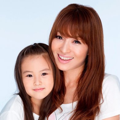 新山千春 娘・もあ 幼少期から18歳まで 仲良し親子ショット公開 長女の18歳誕生日を盛大にお祝い！めざましmedia“好き”でつながる