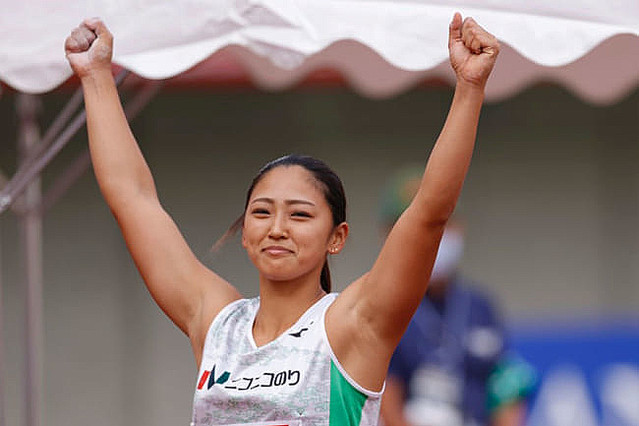 ラバーガールはどんな人？ わかりやすく解説 Weblio辞書