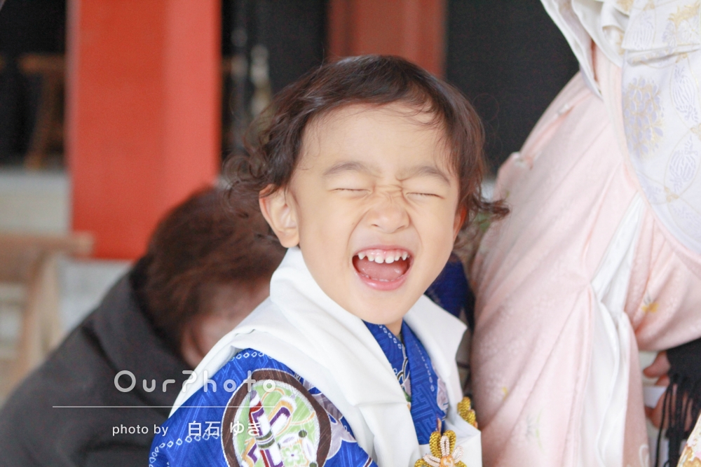 とびっきりの笑顔の可愛い男の子の写真素材94750681- PIXTA