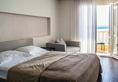 絶対BLファイナル」“モブ”犬飼貴丈らの場面写真が到着！ ダブル主題歌情報も解禁TVガイドWeb- Yahoo!ニュース