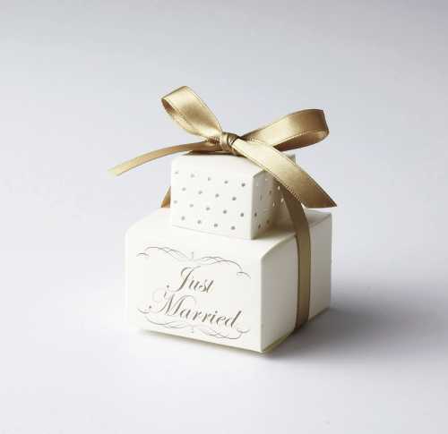 結婚式の引き出物とは？ これで完璧！引き出物の基礎知識を完全ガイドfavori blog ファヴォリ クラウドブログ