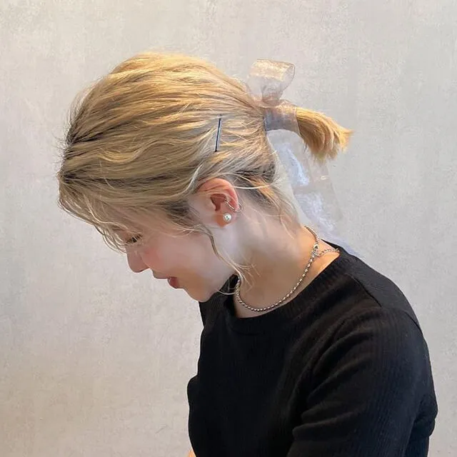 楽天市場ポイント10倍☆送料無料結婚式 リボン ベロア リボン 髪飾り ヘアアクセ ベロアリボン ベルベットリボン クリップ 黒 大きめ 長め簡単アレンジ バレッタ 髪飾り かわいい 可愛い ブラック ベロア 秋冬 振袖 結婚式 お呼ばれ 披露宴 成人式 入学式 人気