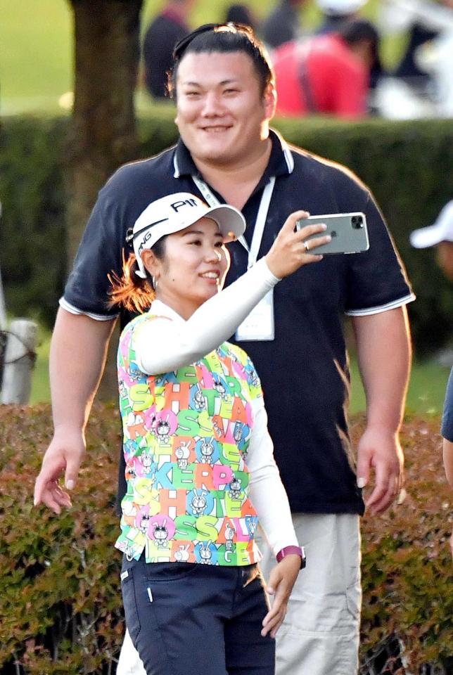 比嘉真美子 入籍TikTok