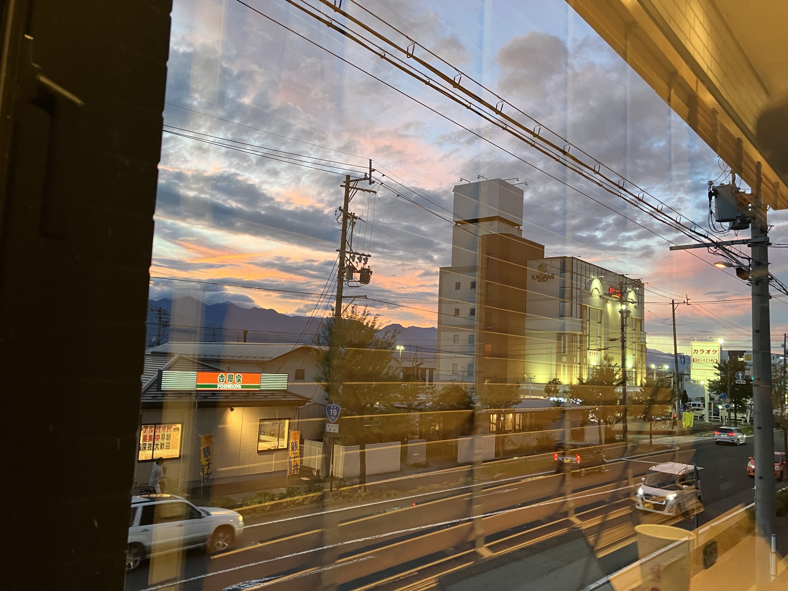 たけもね」のアイデア 71 件佐藤健, 上白石萌音, 先生 恋