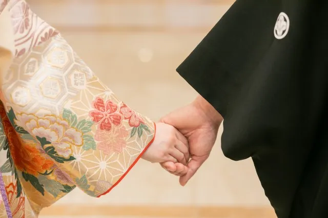 実例に学ぶ！ 結納・顔合わせの体験談をアンケート調査ギフトコンシェルジュ リンベル