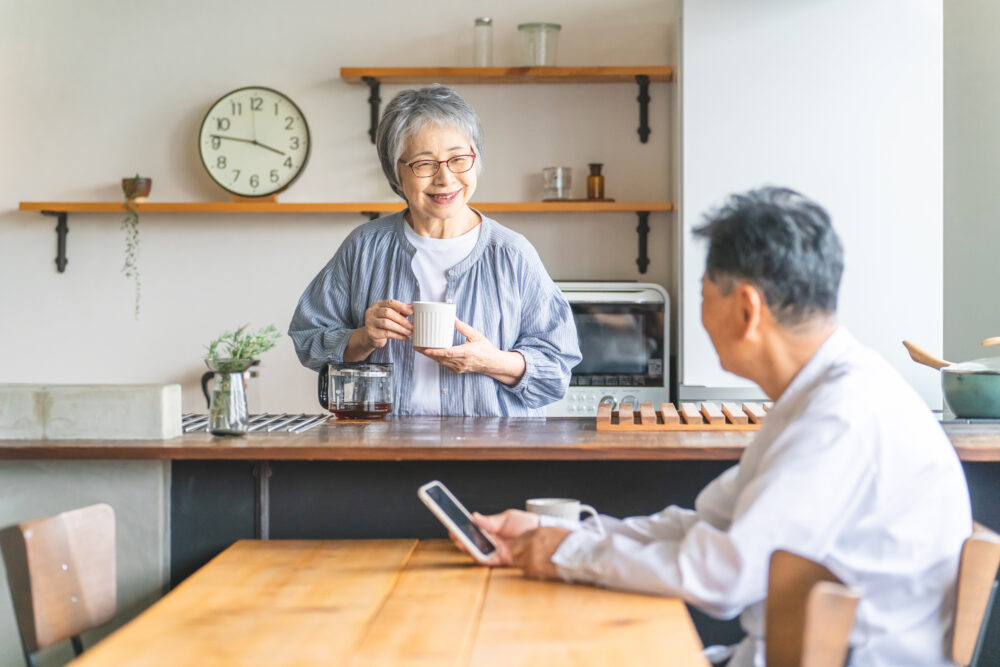 60代で結婚はしないパートナー探しの方法7選！シニアにおすすめのマッチングアプリをご紹介マッチングアプリのデート戦略
