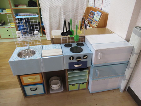 子ども達の工夫で壊さないブロックコーナー！保育園の楽しいレイアウト