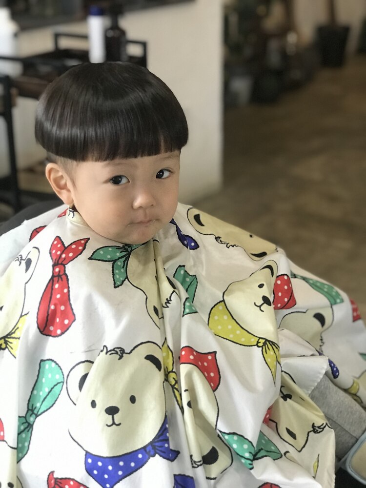 今風坊ちゃん刈り？灘・東灘の理容室・メンズオンリーサロン Ｋａｍｉｋｏｕｃｈｉ メンズサロン 髪高地灘 岩屋 春日野道 ＨＡＴ神戸 西灘 ポートアイランド 摩耶駅のキッズヘアスタイルRasysa らしさ