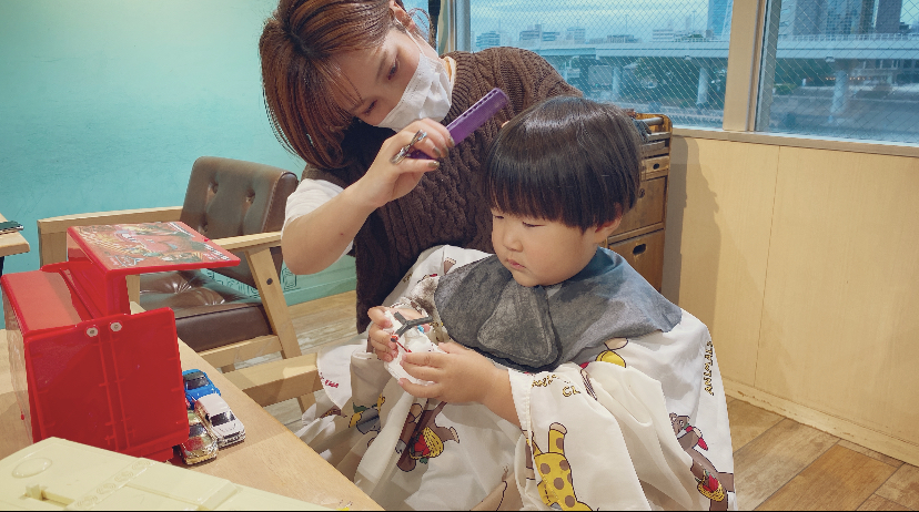 池袋ハワイアン理容室CHERRY お子様ヘアカットメニュ