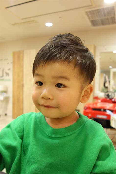 1歳3ヶ月 初めてのヘアカット✂️セルフカットに挑戦❗️ 赤ちゃん キッズカット 男の子