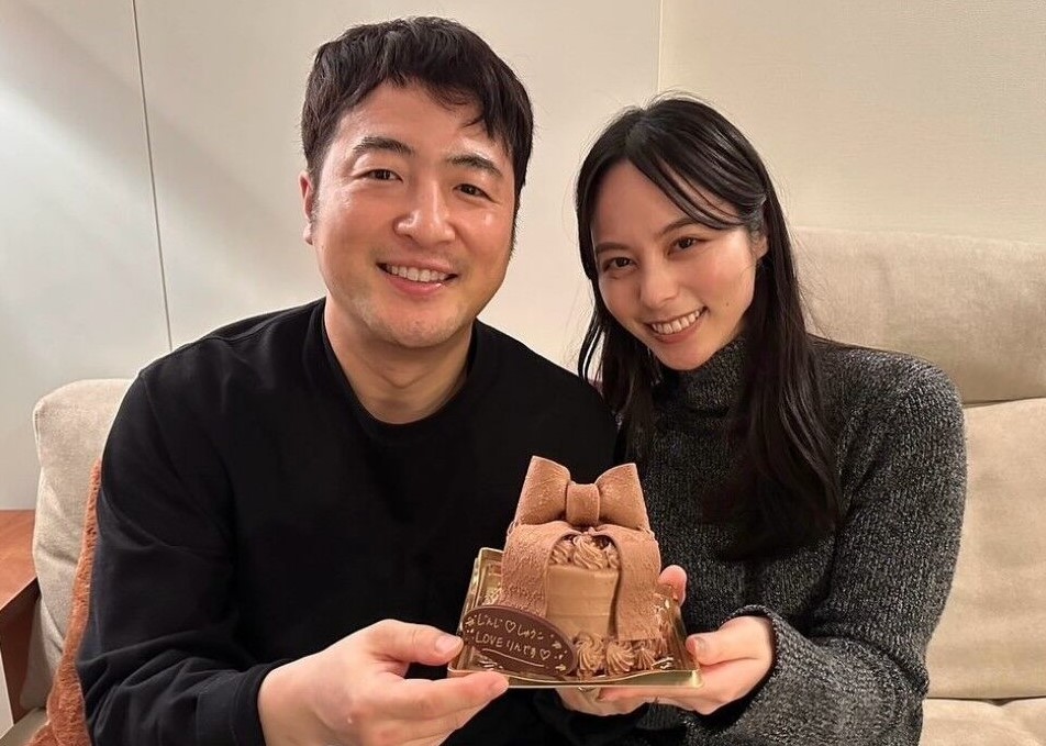 元和牛・水田の嫁はアナウンサーの山本萩子！馴れ初めや子供は？結婚を匂わせていたって本当？お笑いブログ