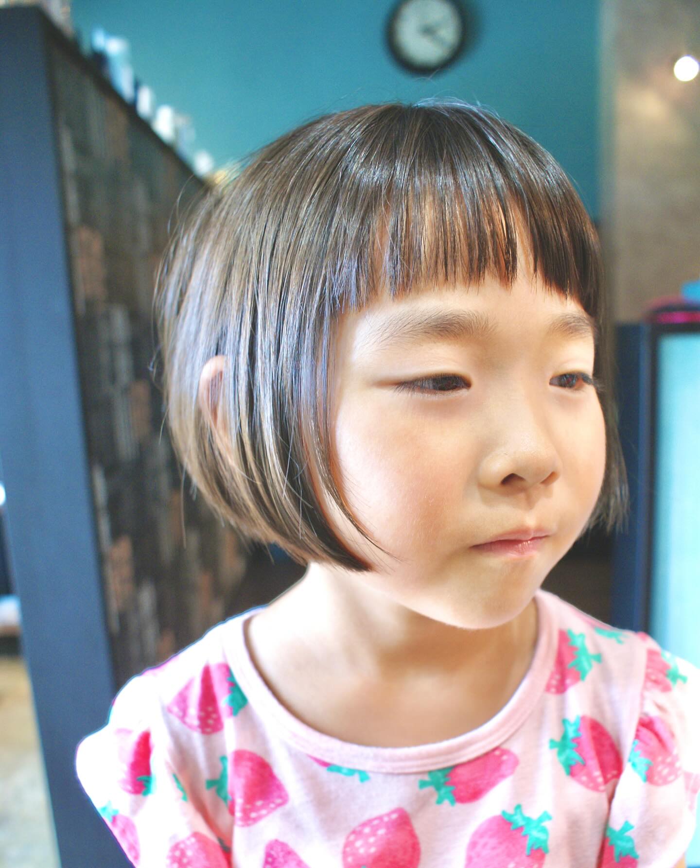 お家で髪を切る！ 前下りボブ の切り方！子供さんカットにピッタリ