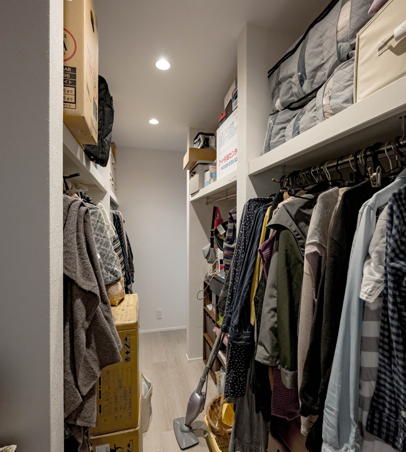 SUUMOファミクロ・家事動線・坪庭・建築士設計 未来を見据えて今を暮らすジャパンディスタイルの平屋 - サンプロ の建築実例詳細注文住宅