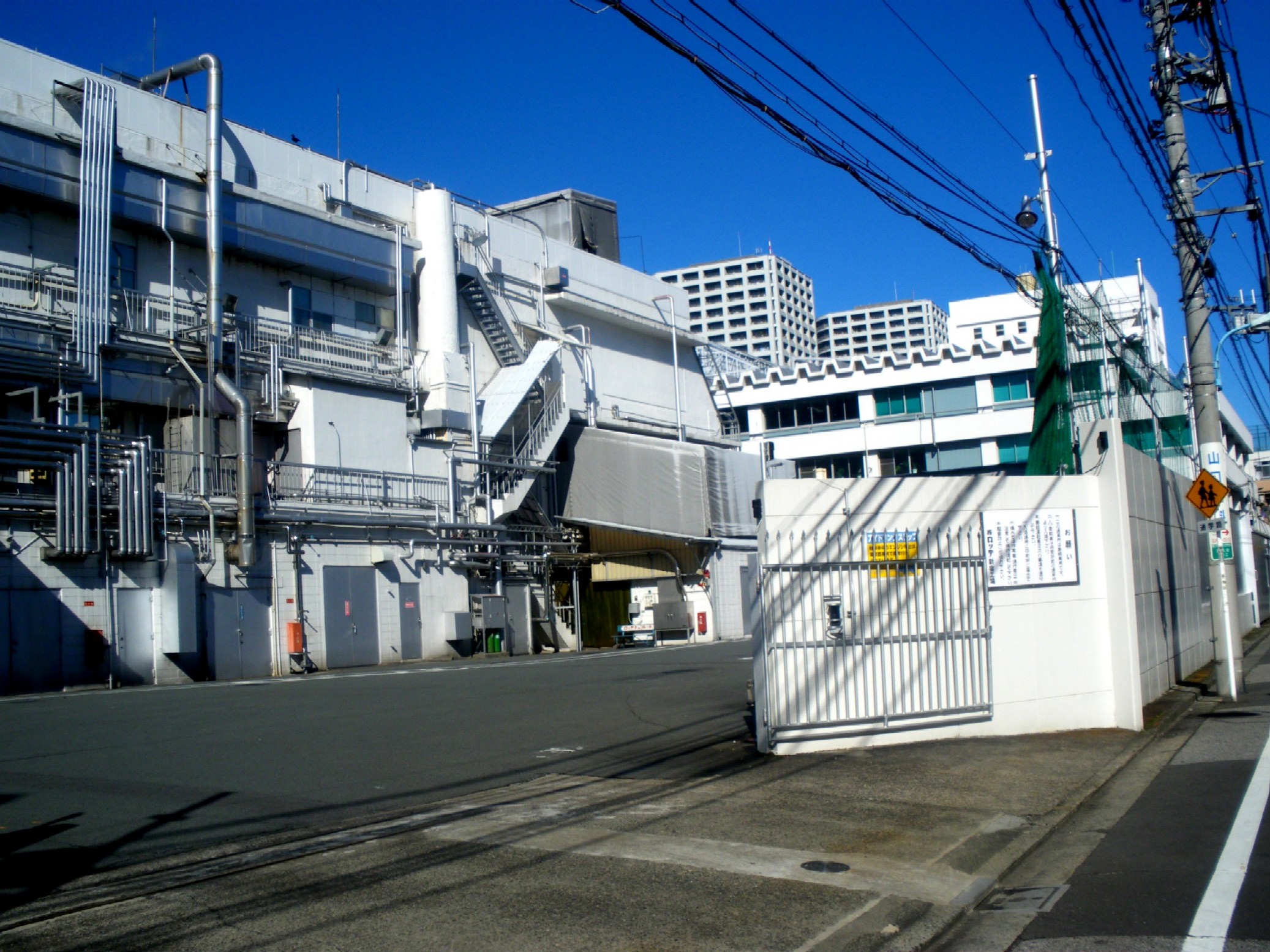 JR総武線大久保駅近くに1軒だけある店舗型ヘルスの寺子屋は稼げますか？ | 風俗求人お悩みしつもん掲示板