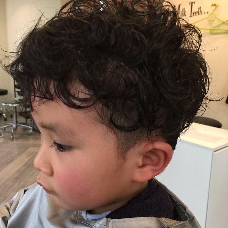 赤ちゃんのくせ毛はいとおしい！メリットが活きる対策２つベビリナ