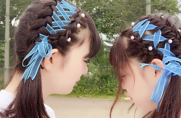 セミロング子供ヘアアレンジ 三つ編みハーフアップTikTok