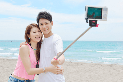 カップル 自撮りの写真素材写真素材なら「写真AC」無料 フリー ダウンロードOK