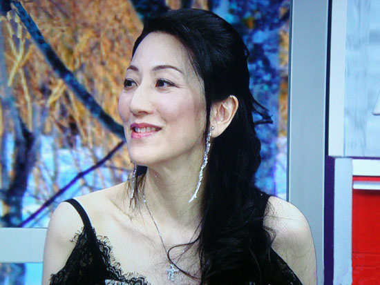 メロン熊夕張メロン夕張メロン熊北海道夕張市夕張駅ゆるキャラご当地怖いリアルメロン熊の家melonkumayubarihokkaidojapanメロングマめろんくまめろんぐまリアルガチ危険かわいい