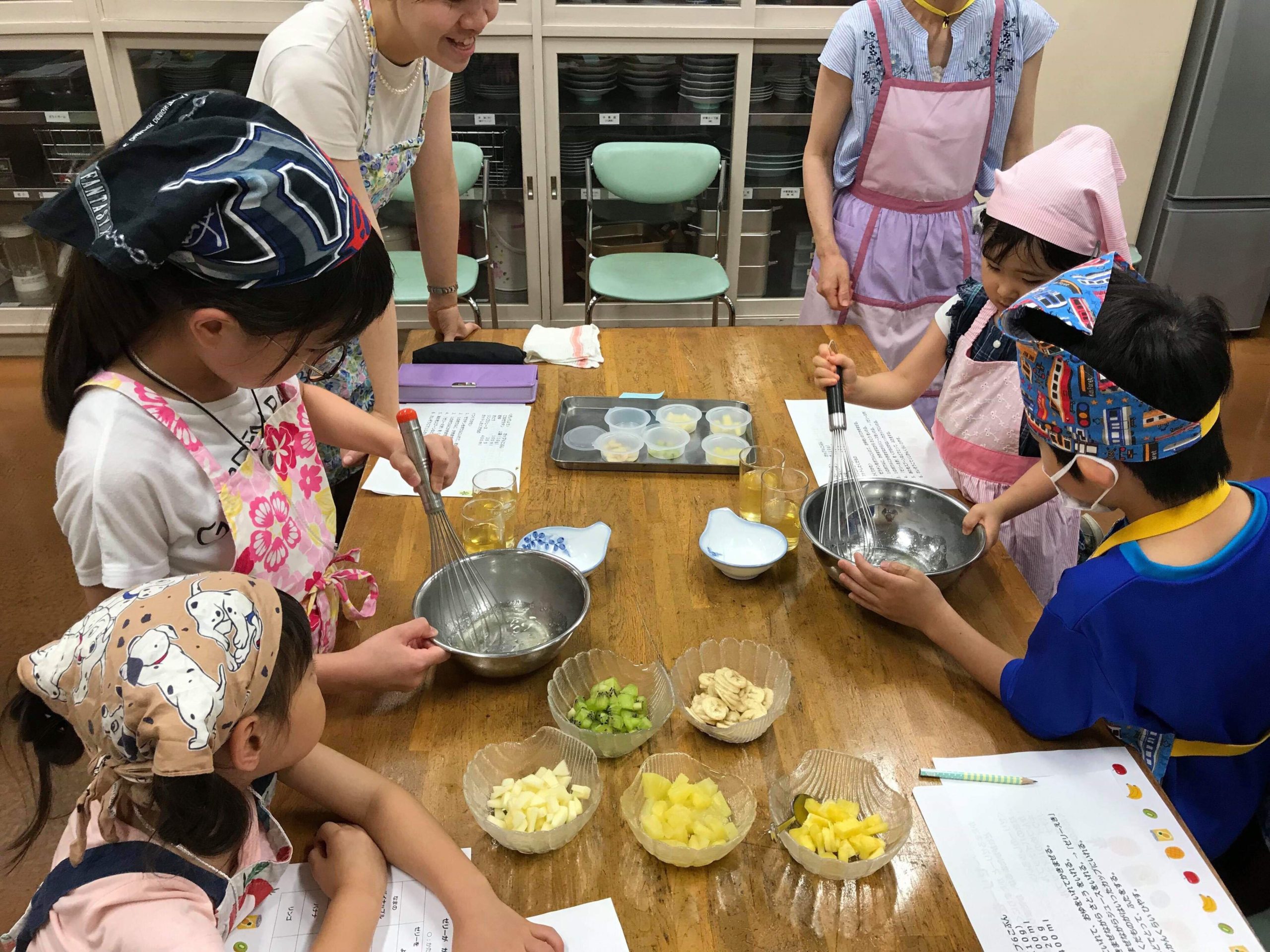 知られざる女子小学生“体毛のお手入れ事情” 低年齢化が進む驚きの「4人に1人」のデータ、母の悩みも判明TRILL トリル