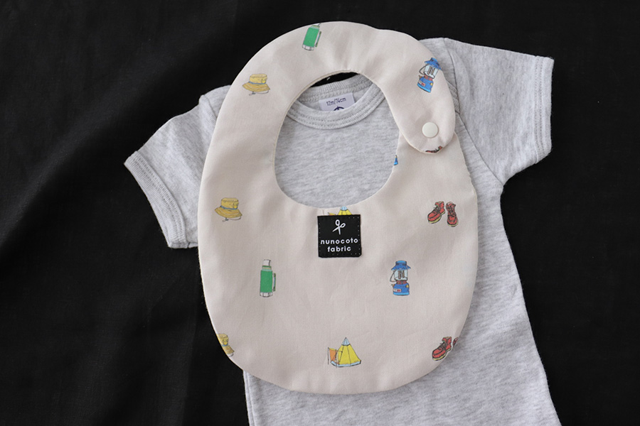 ダイソーの ふんわりプリントタオルで作る♡リバーシブルのベビースタイハンドメイドの作り方・アイデア暮らしニスタ