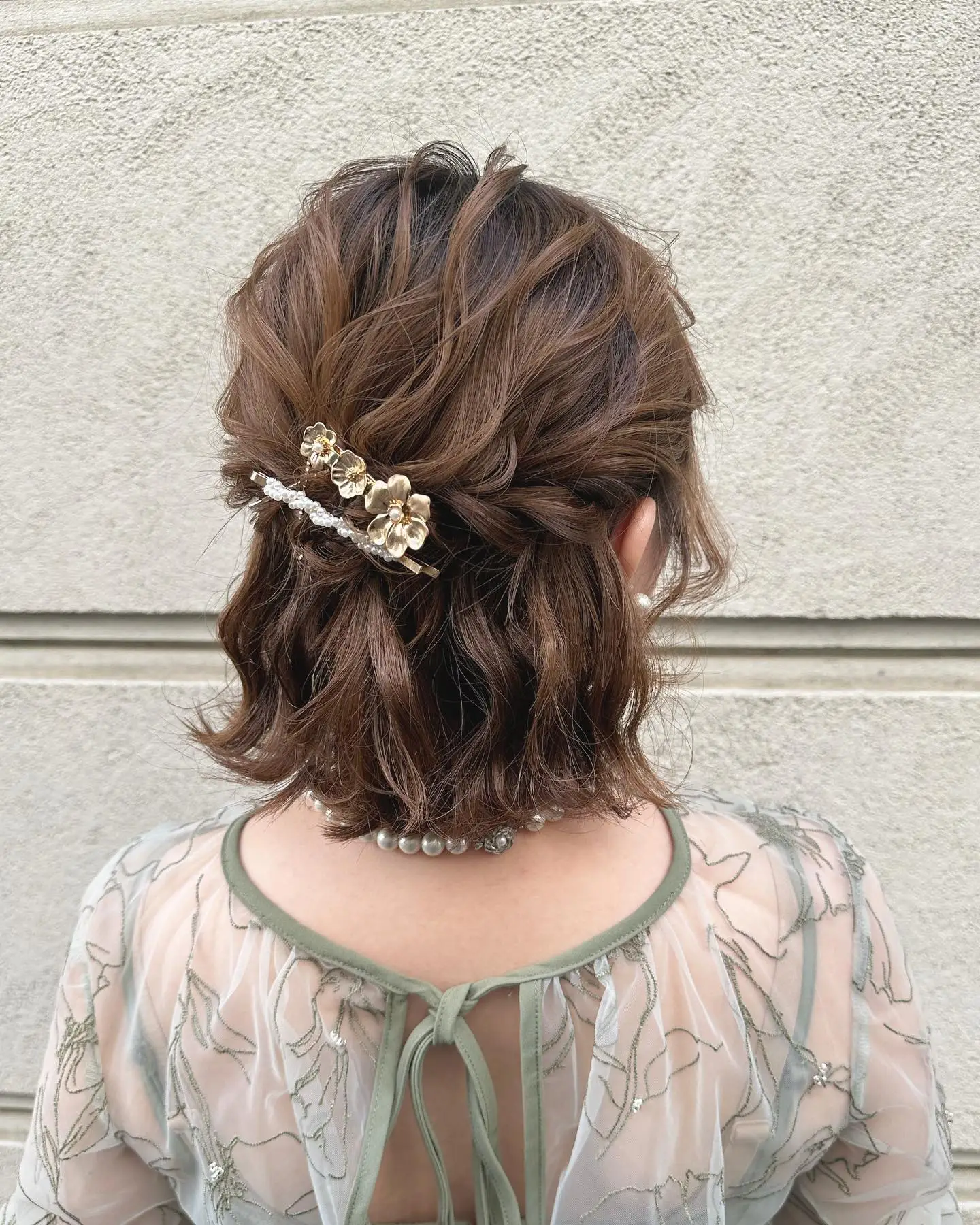 結婚式ショート・ボブヘアアレンジ35選！そのままでOKお呼ばれヘア - IKINAイキナ