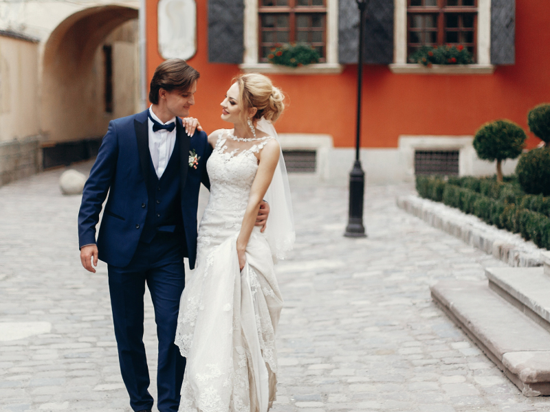 3分でわかる！ 種類別 結婚式で着る衣裳はタキシード！？約100型からタキシードを検索できる新郎タキシード専門サイトwith a WISH