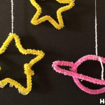 2歳、3歳のビーズ通し〜100均材料で簡単アクセサリー遊び！モンテッソーリの通すお仕事④モンテッソーリの小部屋