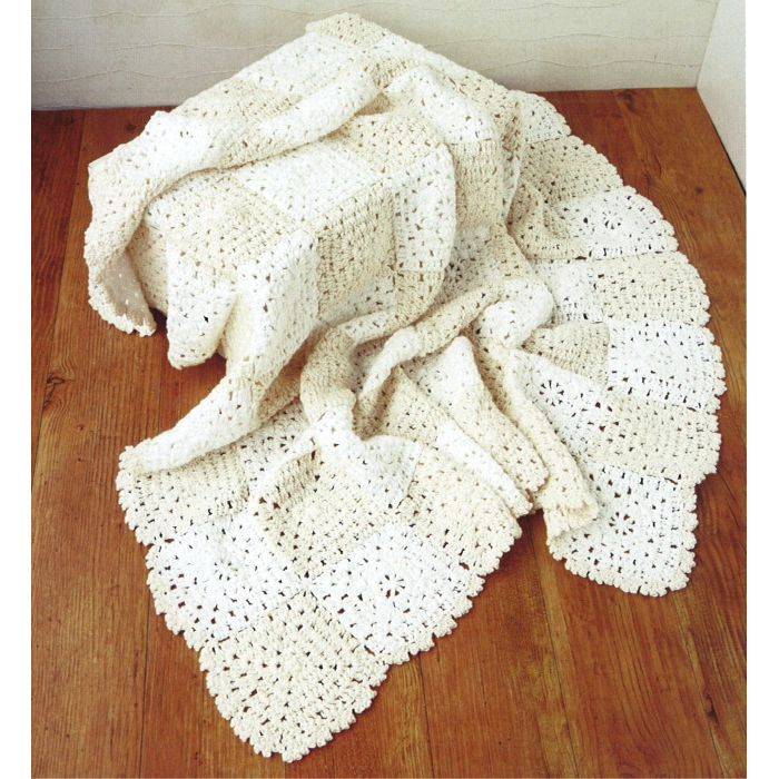 手作り かぎ針編みでおくるみいもりのねどこ