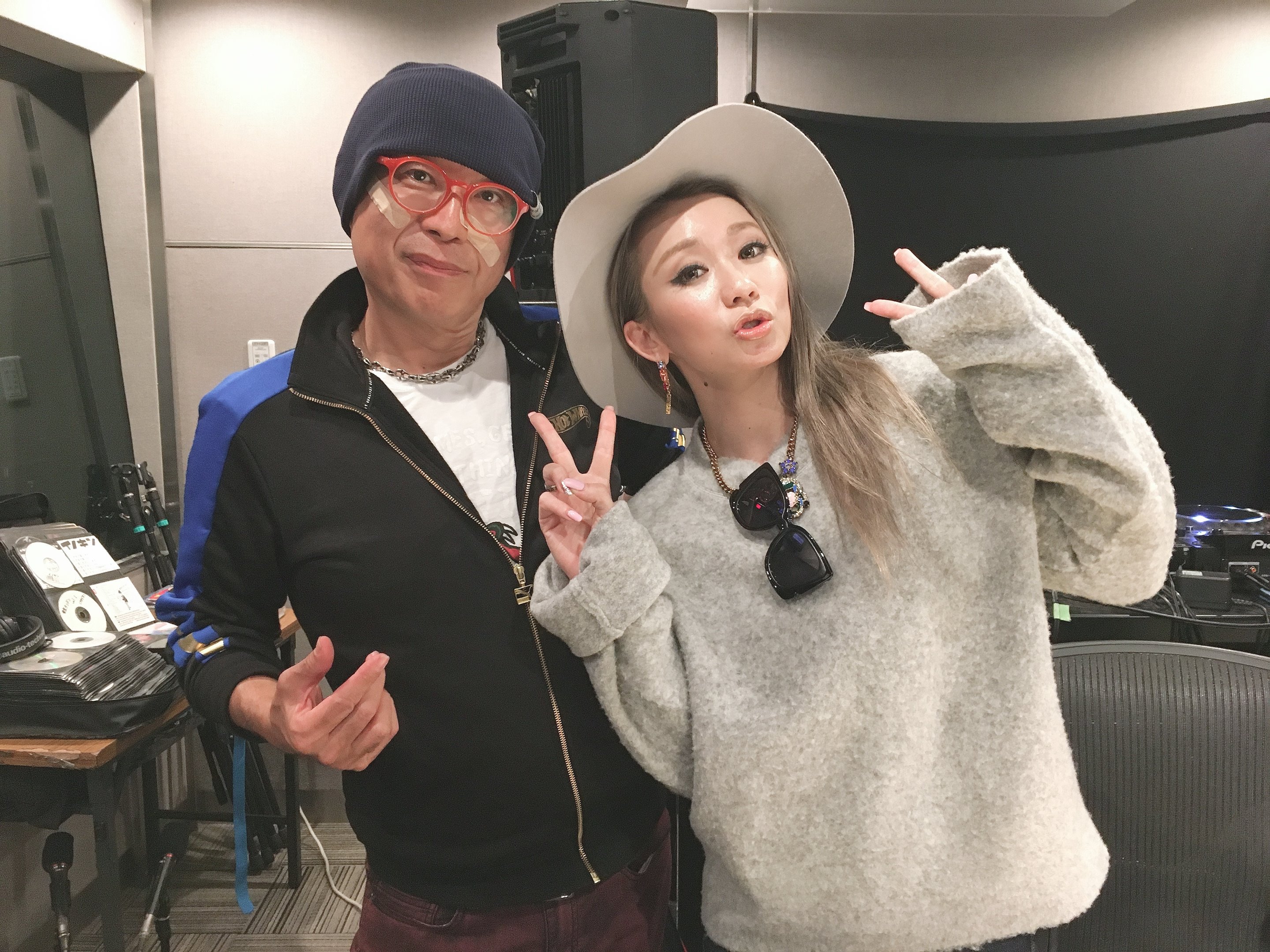 全員おしゃれすぎ」倖田來未 LAでの家族ショット公開！フリマで次々カスタマイズするカジュアルコーデに「センスえぐい」めざましmedia“好き”でつながる