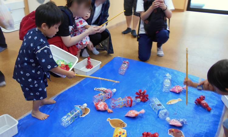 57 件の「こどもまつり出し物」のアイデアを今すぐ保存キッズアクティビティー、こども 遊び、手作りゲーム など