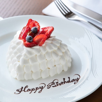 Z世代が求める“友達みんなで楽しむサプライズパーティー”を叶える宿泊プランを「オリエンタルホテル 東京ベイ」にて販売開始バリーズ株式会社のプレスリリース