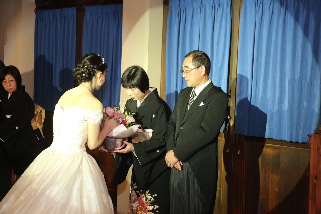 美しき守り人”鶫真衣を全面にフィーチャーした陸上自衛隊中部方面音楽隊、渾身のフル・アルバム『いのちの音』6 27発売！陸上自衛隊中央音楽隊 鶫真衣日本コロムビアオフィシャルサイト