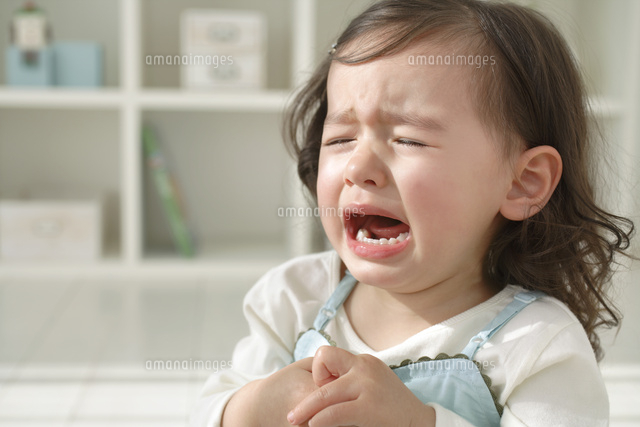 女性の泣き顔 写真素材2884980- フォトライブラリ