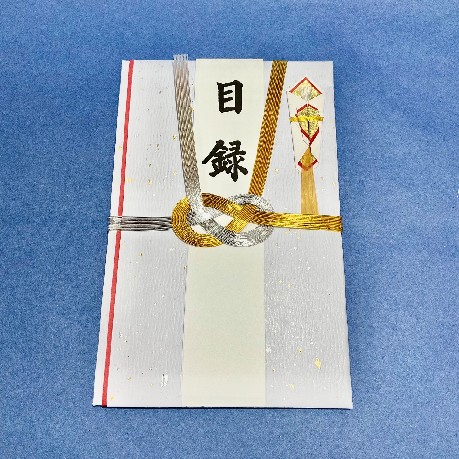 リボンの結び方でプレゼントがもっとオシャレに！可愛いラッピングギフト18選Giftpedia byギフトモール&アニ