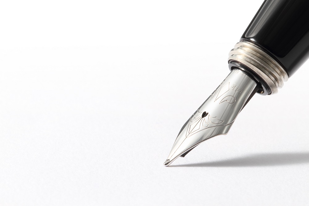 結婚式の招待状が届いた。返信ハガキはどんなペンで書くの？ - AFFLUX 愛する人へ贈るゆびわ言葉®がついた婚約・結婚指輪