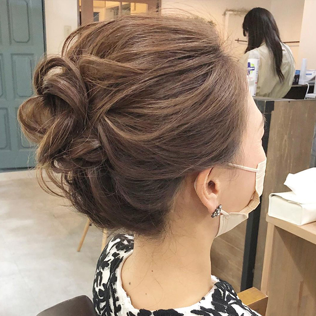 厳選 結婚式でおすすめの髪型・ヘアカタログ2025年秋人気美容室や最新トレンドをチェック