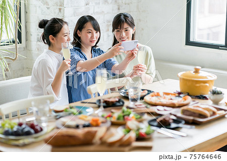 ホームパーティの新スタイル「貸切レンタルスペース」 - OZmall